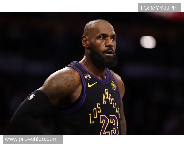 张佳玮分析詹姆斯持球策动减少原因东契奇分担责任与启动困难并存 张佳玮分析詹姆斯持球策动减少原因东契奇分担责任与启动困难并存