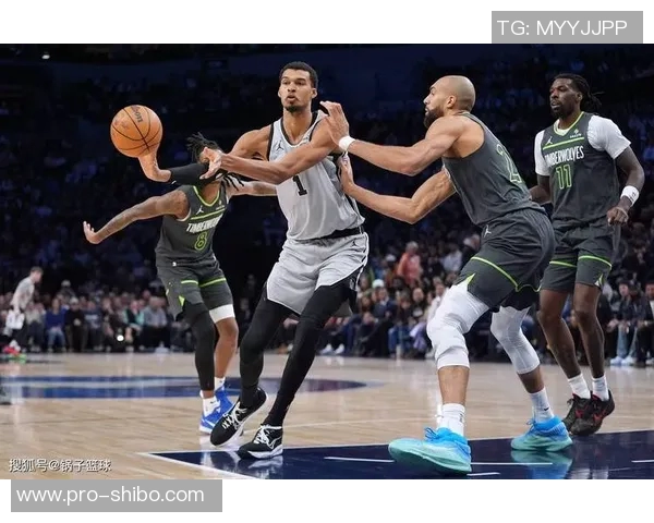 森林狼对阵爵士爱德华兹确认可以参加比赛争夺战